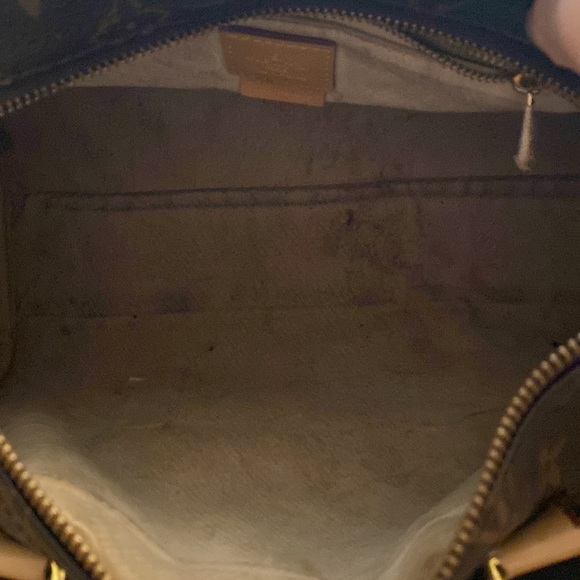 Pre-loved Louis Vuitton speedy! - Picture 12 of 14